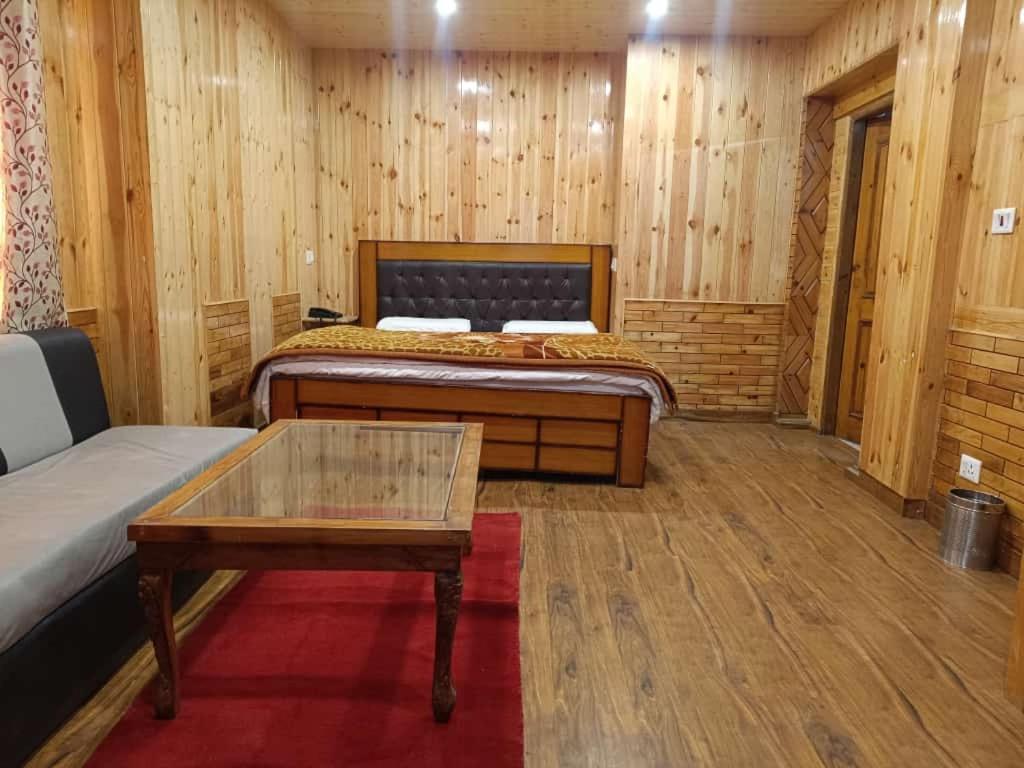 Krishna Vaas Hotel Shimla Eksteriør billede